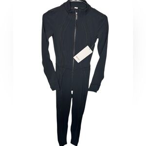 NWT Lululemon Define Onsie  | coal | Size: 4